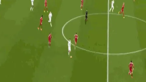 蓝军幕后揭秘：马雷斯卡处境稳固，谜团重重引猜测